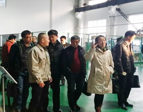 江阴市副市长张继文等领导小组考察慧驰轻合金