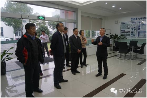 江苏省产业技术研究院领导参观苏州慧驰 